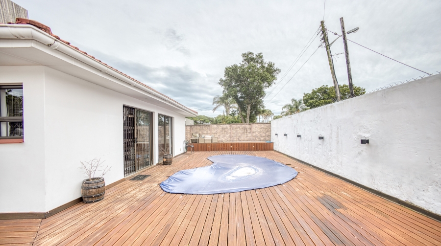 4 Bedroom Property for Sale in Beacon Bay Eastern Cape